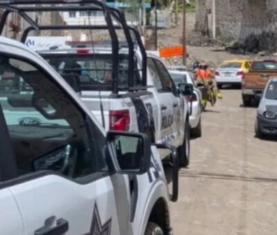 Las primeras versiones señalan que los trabajadores realizaban sus labores cuando material descargado por dos tolvas habría caído sobre ellos, dejándolos cubiertos dentro de las instalaciones. Foto La Jornada de Hidalgo